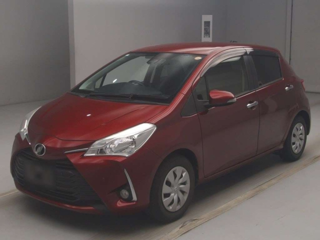TOYOTA VITZ 2019