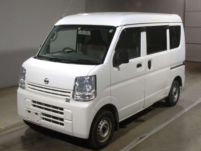 NISSAN CLIPPER VAN