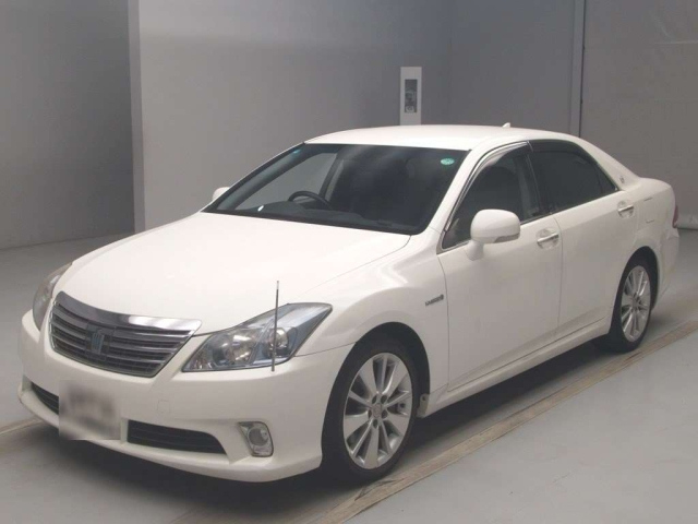 TOYOTA CROWN 2010