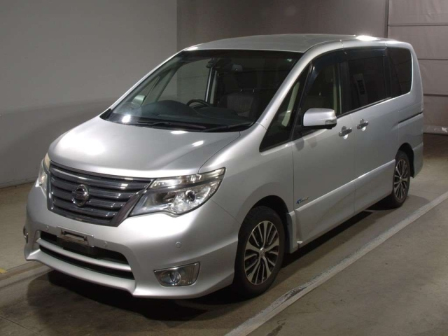 NISSAN SERENA 2015