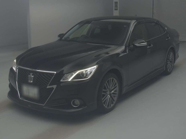 TOYOTA CROWN 2013