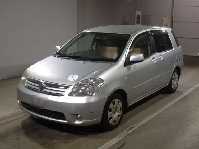 TOYOTA RAUM 2008