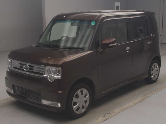 TOYOTA PIXIS SPACE 2016