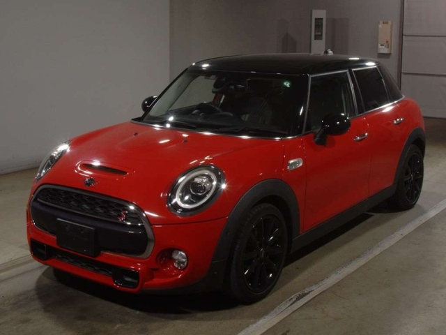 BMW MINI 2018