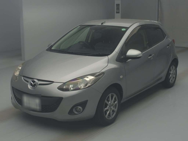MAZDA DEMIO 2013