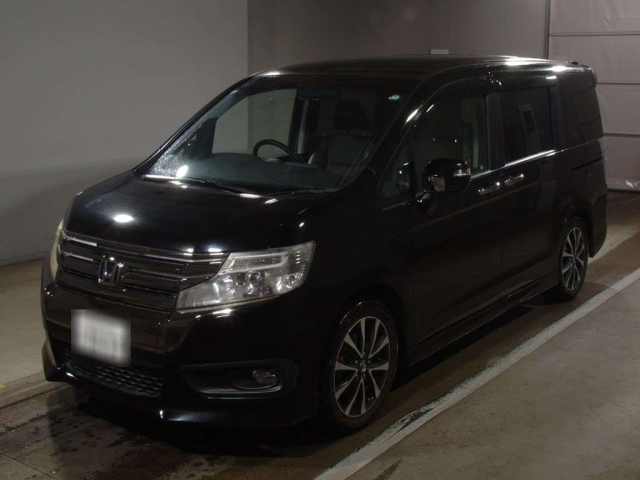 HONDA STEP WAGON 2013