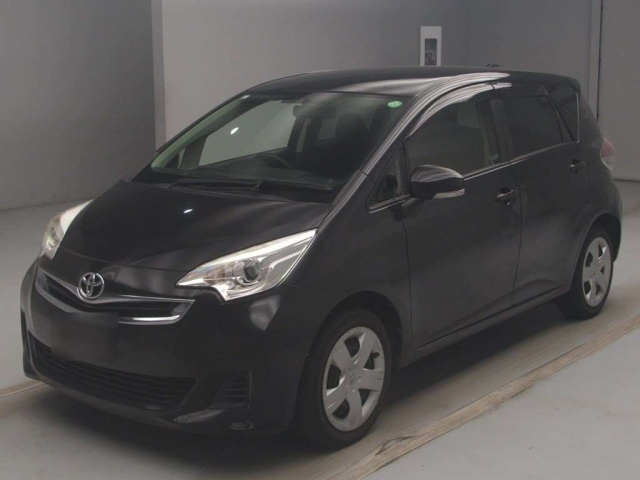 TOYOTA RACTIS 2015
