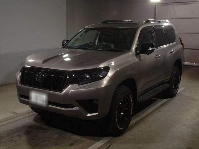TOYOTA LAND CRUISER PRADO 2021