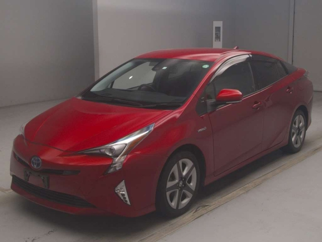 TOYOTA PRIUS 2016
