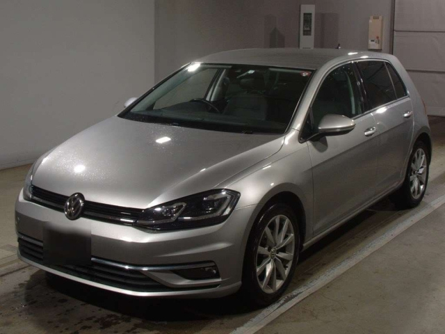 VOLKSWAGEN GOLF 2018