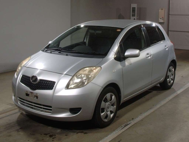 TOYOTA VITZ 2005