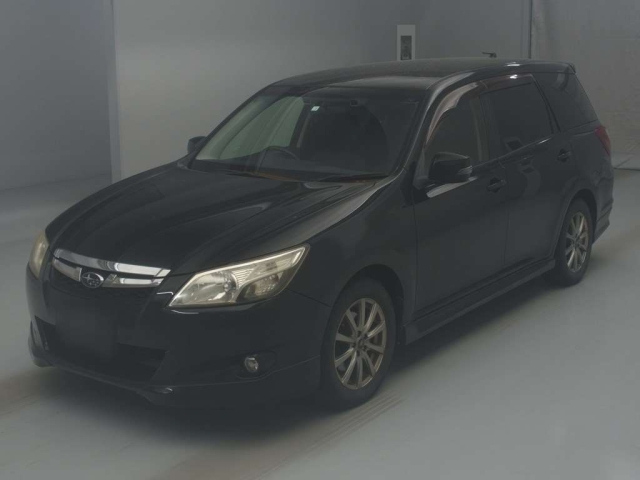 SUBARU EXIGA 2012