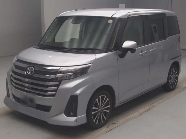 TOYOTA ROOMY 2021