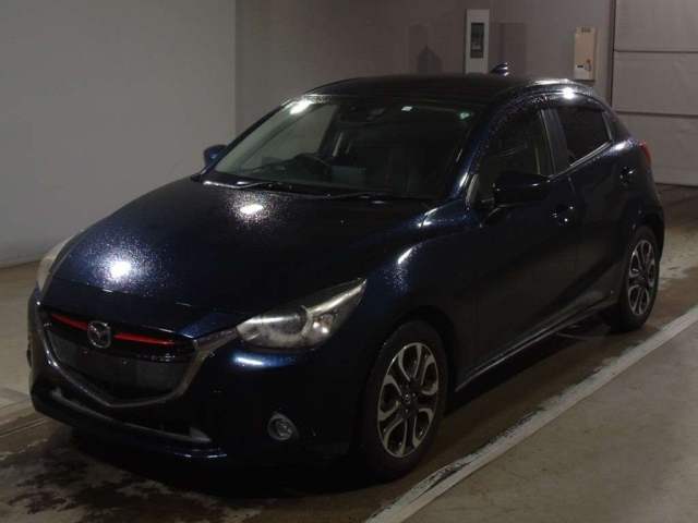 MAZDA DEMIO 2016