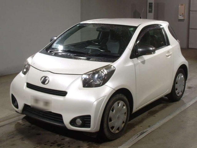TOYOTA IQ 2012