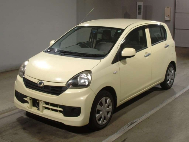 DAIHATSU MIRA E S 2015