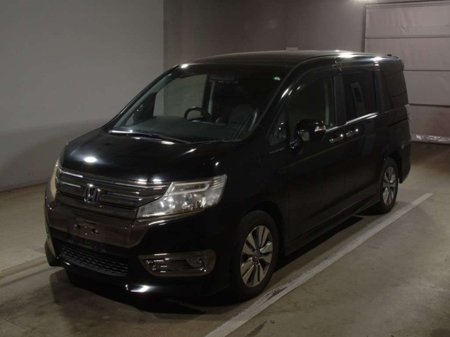 HONDA STEP WAGON 2013