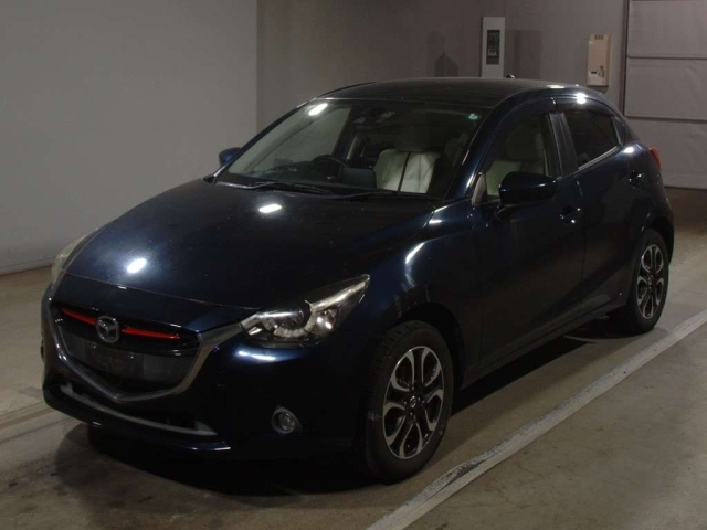 MAZDA DEMIO 2015