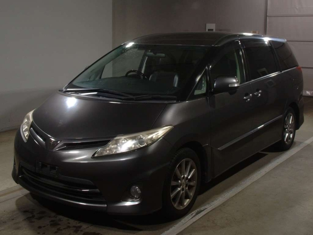 TOYOTA ESTIMA 2010