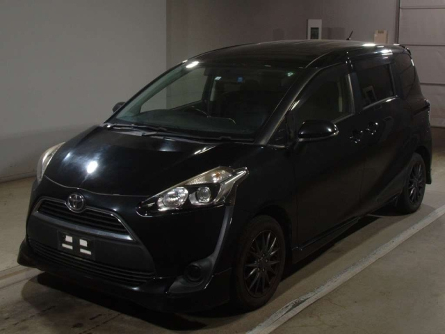 TOYOTA SIENTA 2016