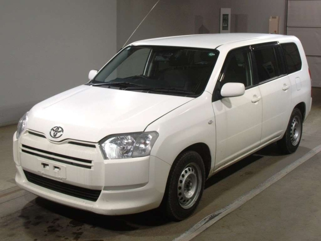 TOYOTA SUCCEED 2020