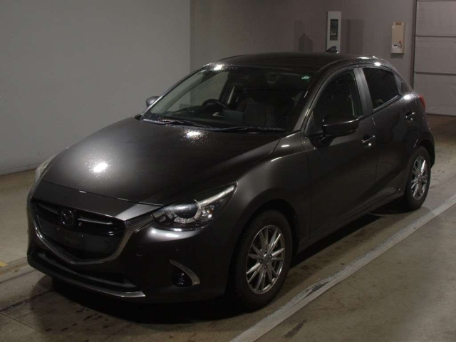 MAZDA DEMIO 2018