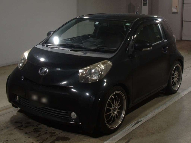 TOYOTA IQ 2010