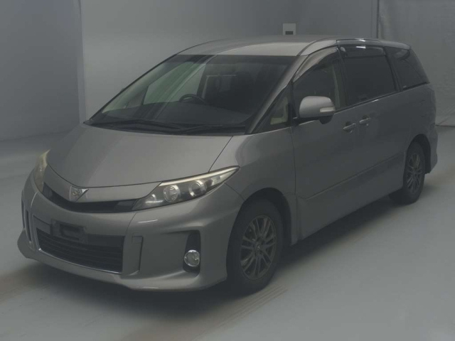 TOYOTA ESTIMA 2013