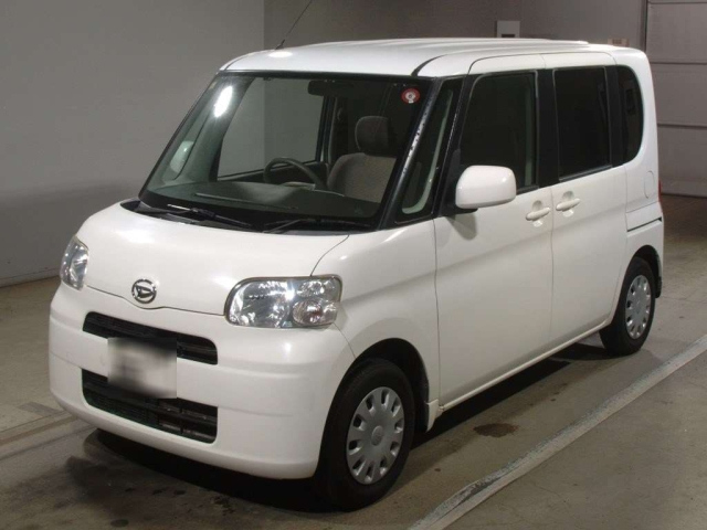 DAIHATSU TANTO 2010