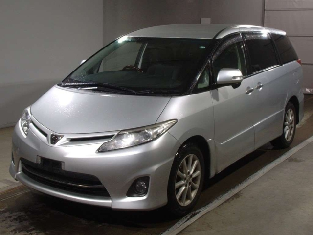 TOYOTA ESTIMA 2011