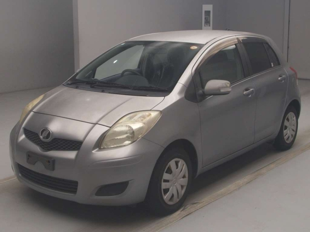 TOYOTA VITZ 2009