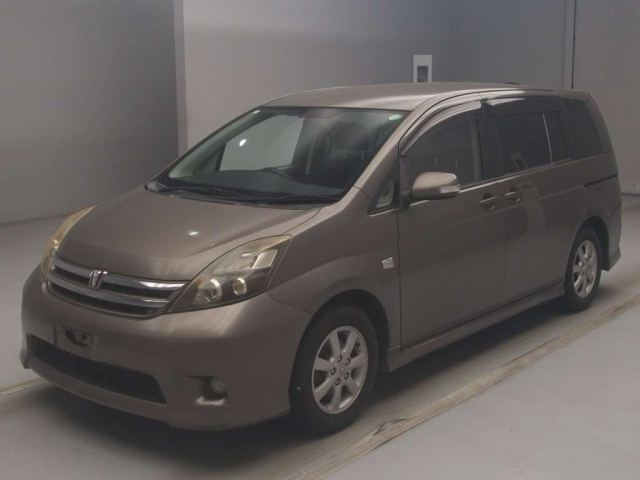 TOYOTA ISIS 2010