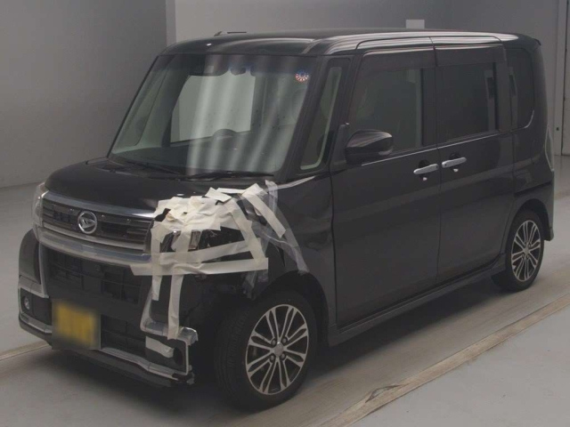DAIHATSU TANTO 2018