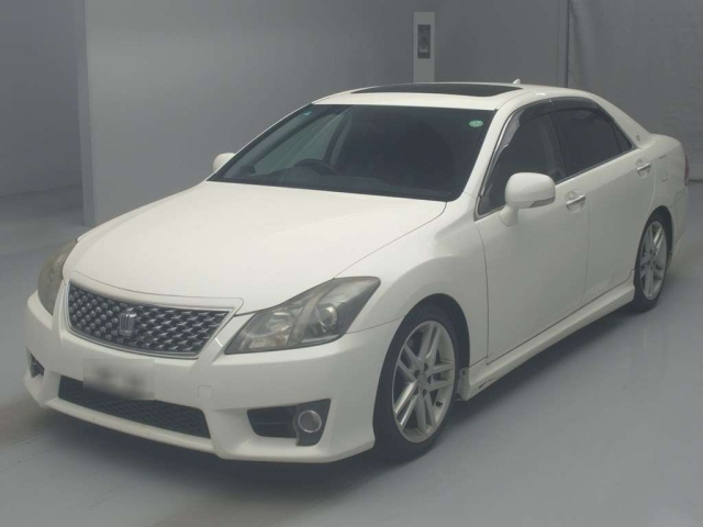 TOYOTA CROWN 2011
