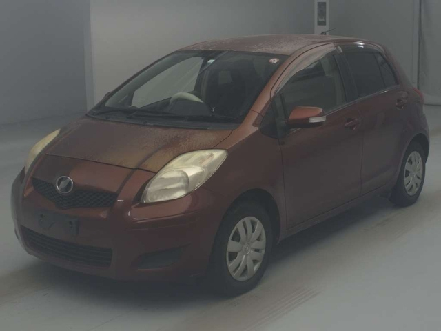 TOYOTA VITZ 2010