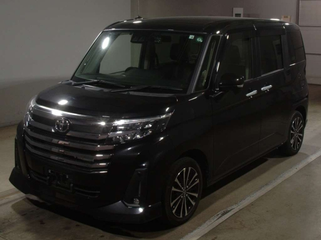 TOYOTA ROOMY 2022