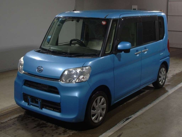 DAIHATSU TANTO 2014
