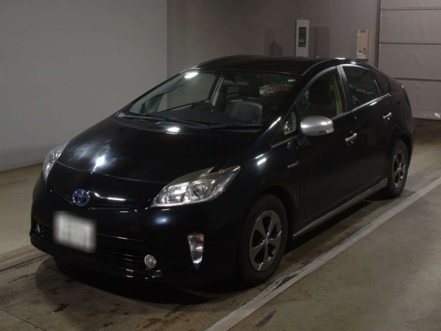TOYOTA PRIUS 2015