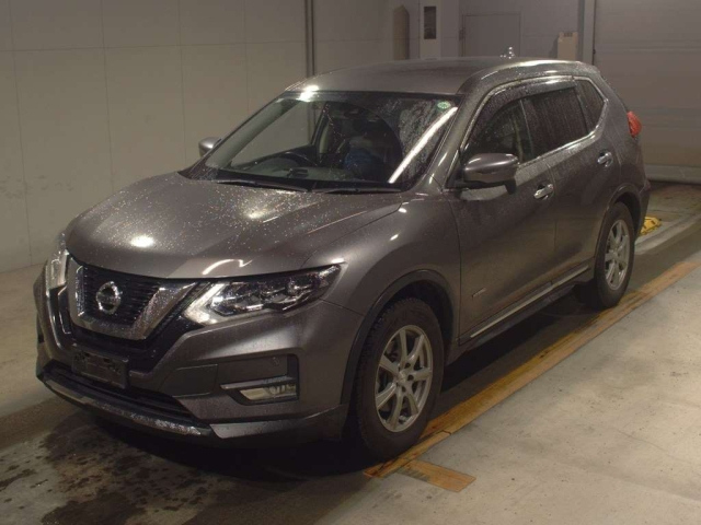 NISSAN X-TRAIL 2018