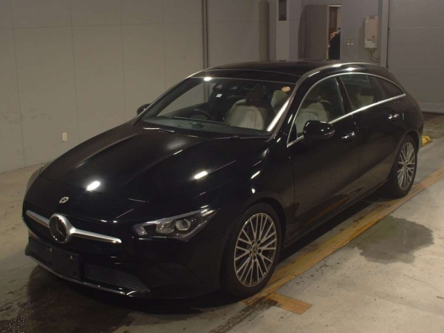 MERCEDES BENZ CLA CLASS 2023
