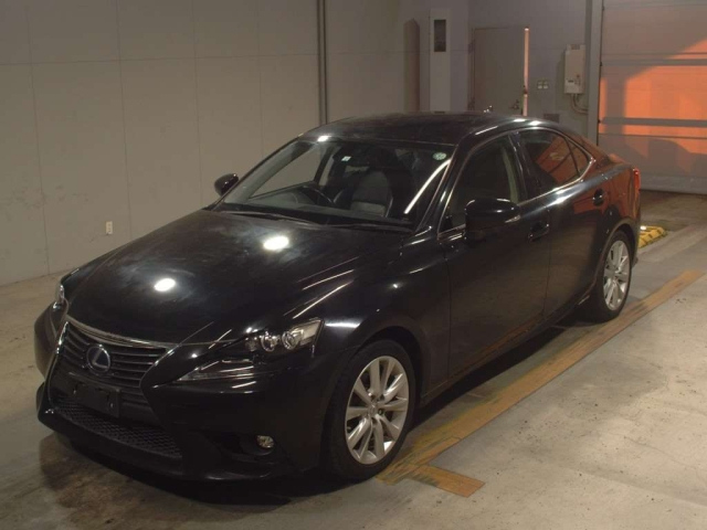 LEXUS IS 2016