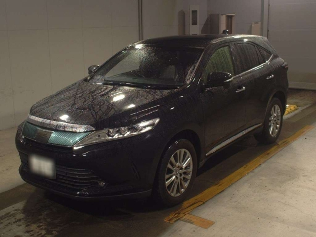 TOYOTA HARRIER