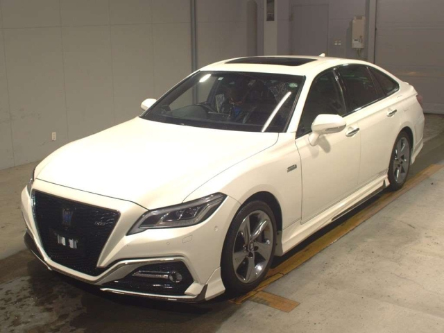 TOYOTA CROWN 2020