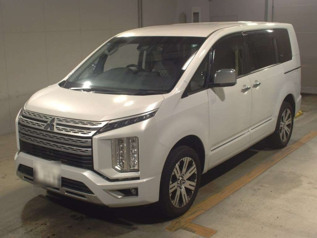 MITSUBISHI DELICA D5 2023