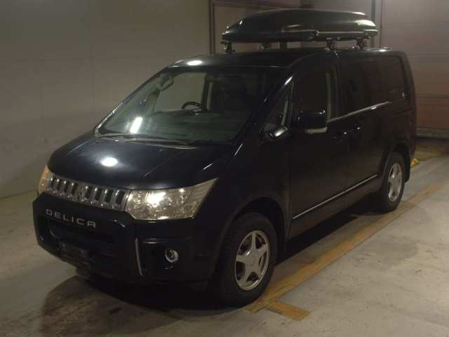 MITSUBISHI DELICA D5