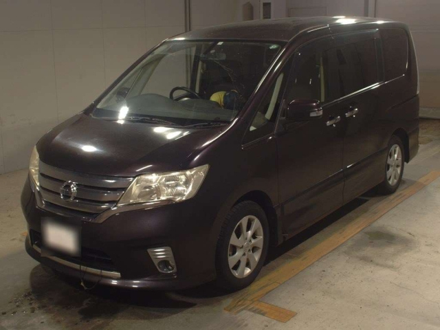 NISSAN SERENA
