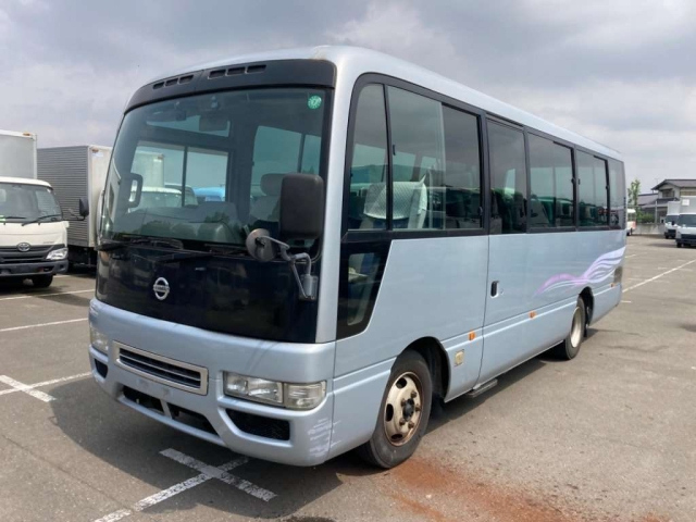 NISSAN CIVILIAN 2010