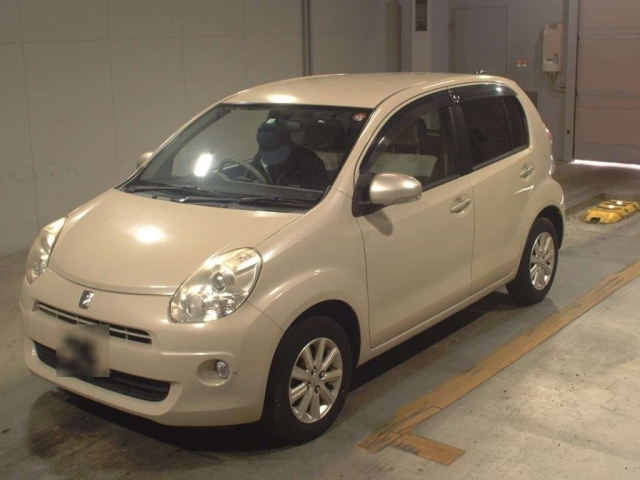 TOYOTA PASSO 2010