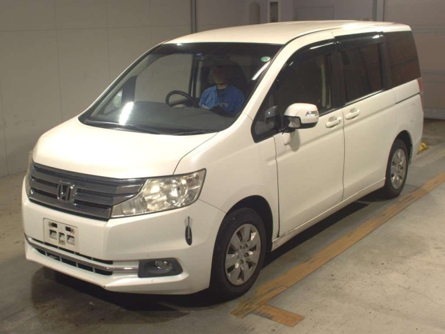 HONDA STEP WAGON 2012