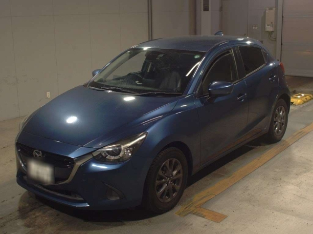 MAZDA DEMIO 2017